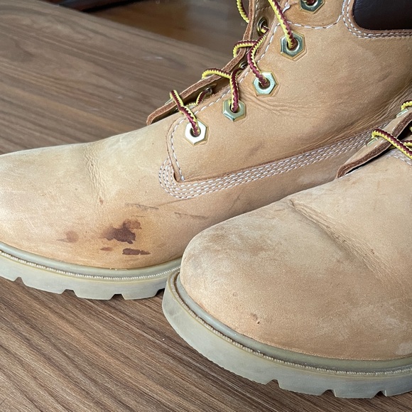 Women’s Timberlands - Picture 3 of 6